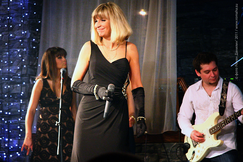 Катерина Голицына. Сольный концерт-съёмка в Шансон клубе 20 мая 2011 года. Фото Роман Данилин' 2011 / Www.romaha.su
